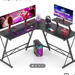 Gaming desk