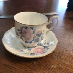 Vintage Tea Cup & Saucer 