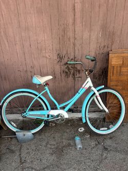 Schwinn Cruiser Bike Teal and White