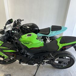 2022 Kawasaki Ninja 400+