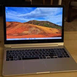 Samsung 15.6” Laptop | Intel i7 | 12GB RAM | 1TB SSD