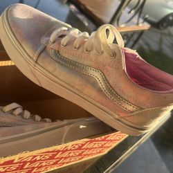  Girls Vans Size 4 