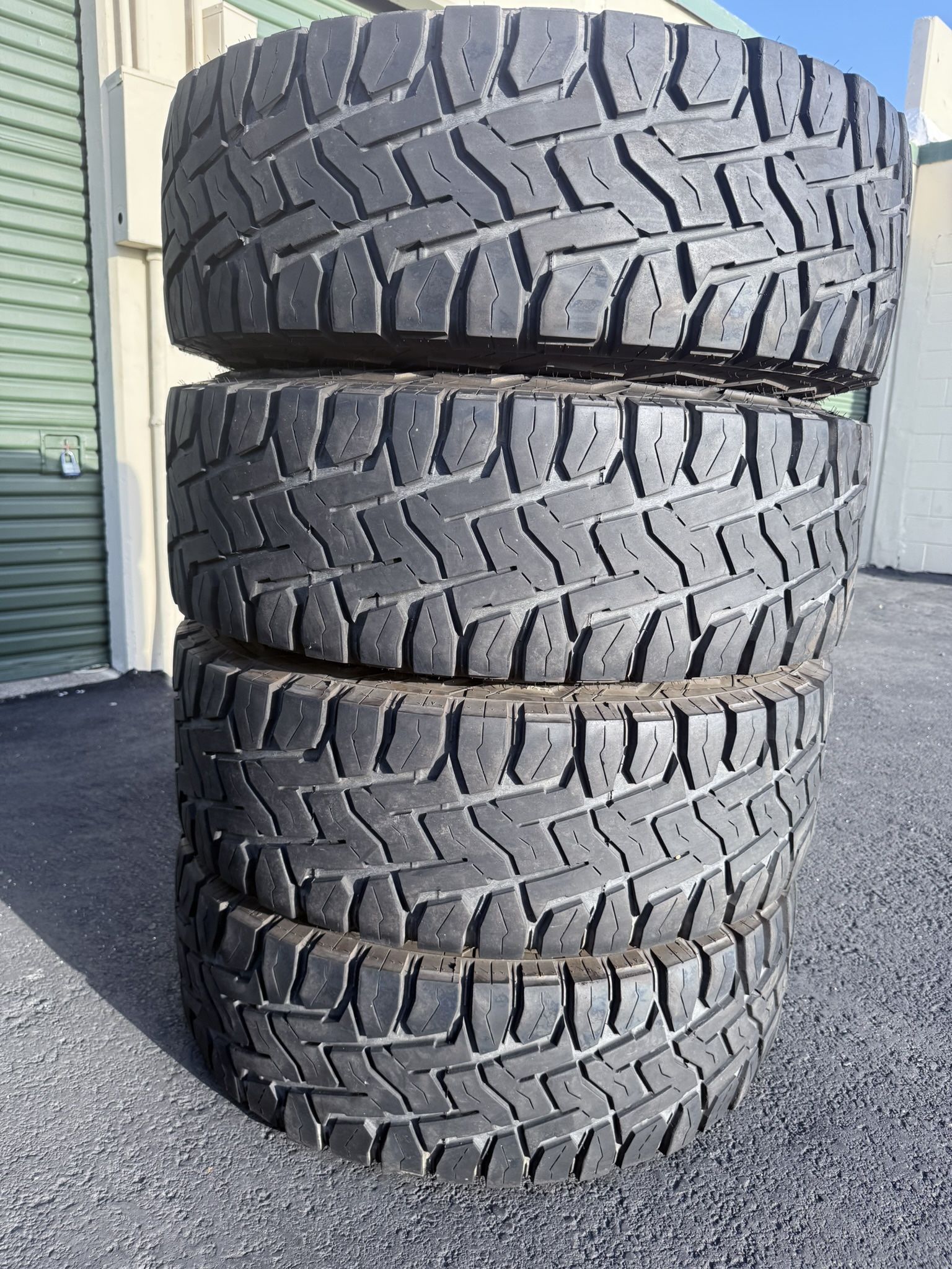(4) 37x12.50R18 Toyo R/T Open Country 