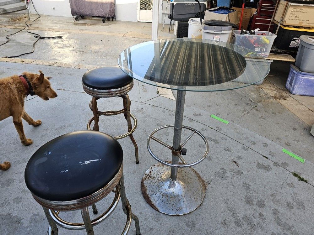 Cocktail Table/ 2 Stools For Sale