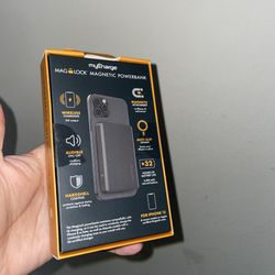 Maglock Magnetic External Battery For iPhone 