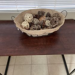 Desk - GREAT condition 