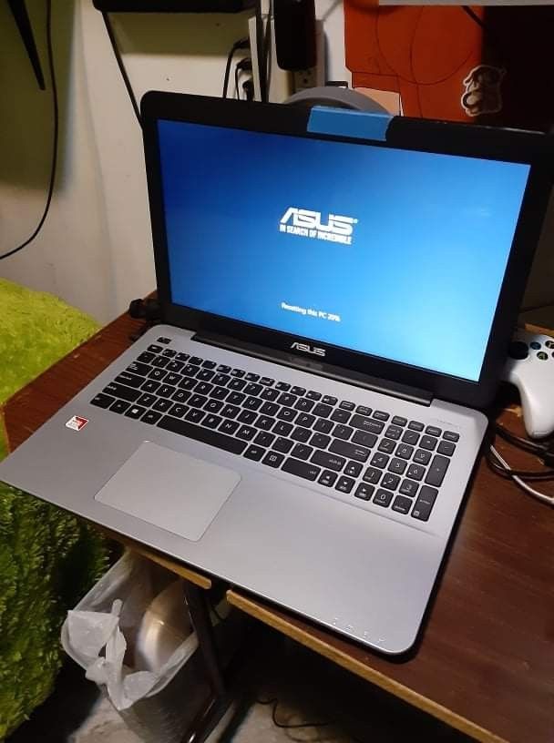 AMD ASUS Laptop.