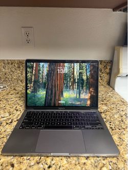 Macbook Pro M2