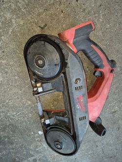 18 volts Milwaukee band saw for sale Works Great