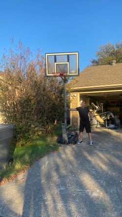 Basketball Pole