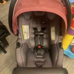 Evenflo Infant Carseat 