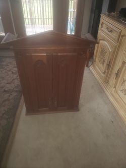 Wall Cabinet 2 Doors 