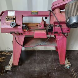 Band saw 