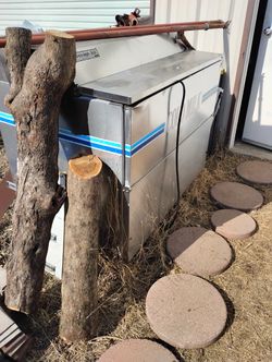 Beverage Air Smf49 And Izuzi Box Truck For 20k