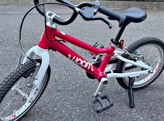 Woom Go 2 14” with a freewheel break
