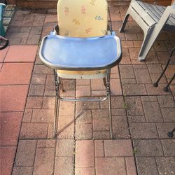 Free Vintage High chair 