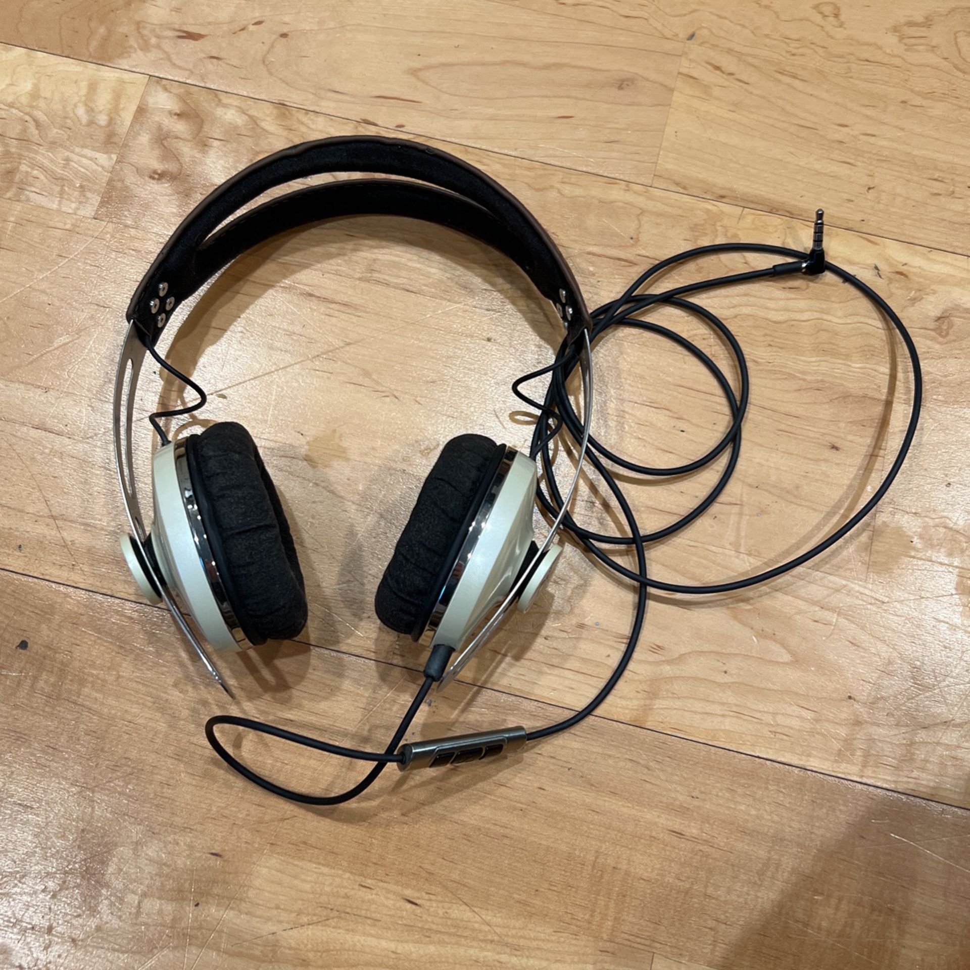 Sennheiser Momentum Wired Headphones