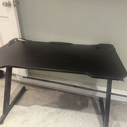 Gaming Table, Has Hooks And Holders For Drinks And Headphones 