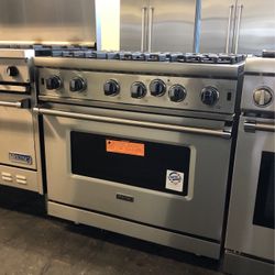 Viking 36” Wide New Open Box Stainless Steel Gas Range Stove 