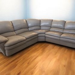 Soft Beige Leather Sectional  w/Full Sleeper & 2 Recliners