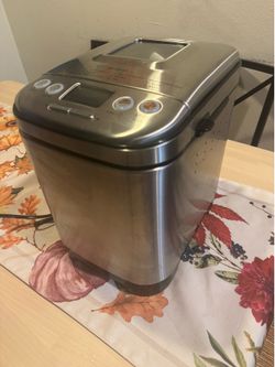 Cuisineart Bread maker  machine with recipes book
