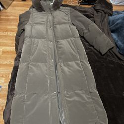 Women’s long Down Parka Jacket