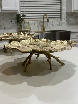 Gold 1 tier leaf stand