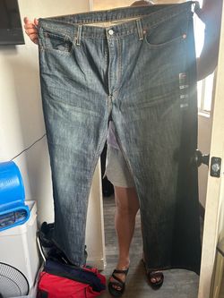 Levi’s Slim Fit 42x30