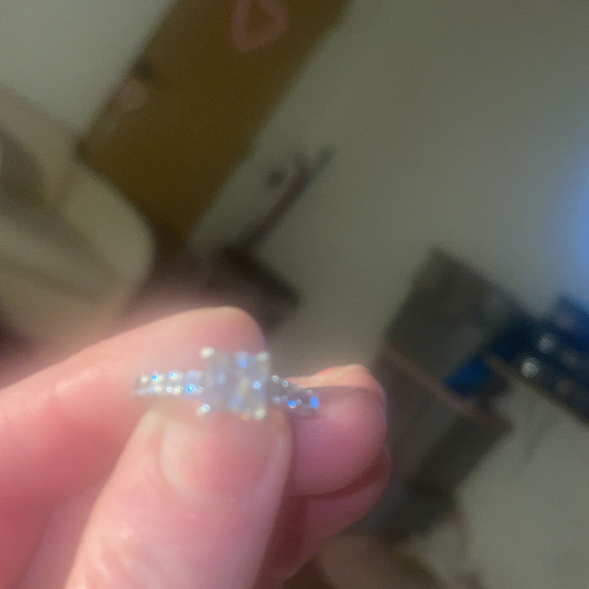 18 kt white gold Enternitymark Princess ring