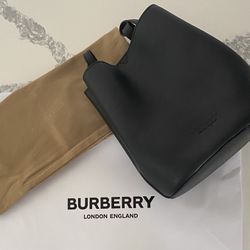 Burberry Purse