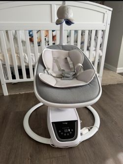 Silla mecedora eléctrica marca Trini go