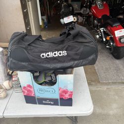 Adidas Carrying Bag For Sports Equipment Zippers Work Great