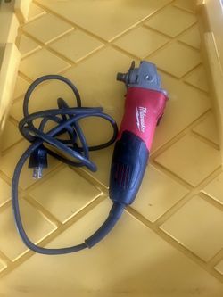 Milwaukee Small angle Grinder 7Amp Corded