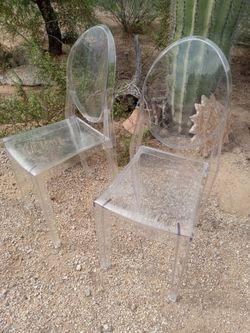 Clear Ghost Chairs – Set of 2