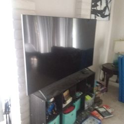 65" Samsung TV