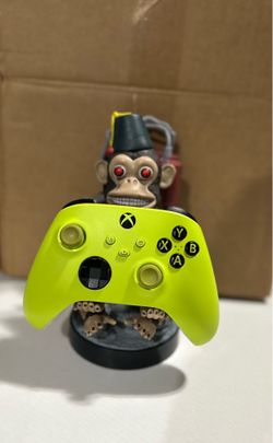 Xbox Series X/S Wireless Controller – Neon Yellow/Green – Fully Working (RB Button Stiff)