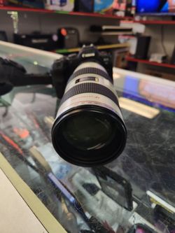 Canon Camera eos r6 with lens