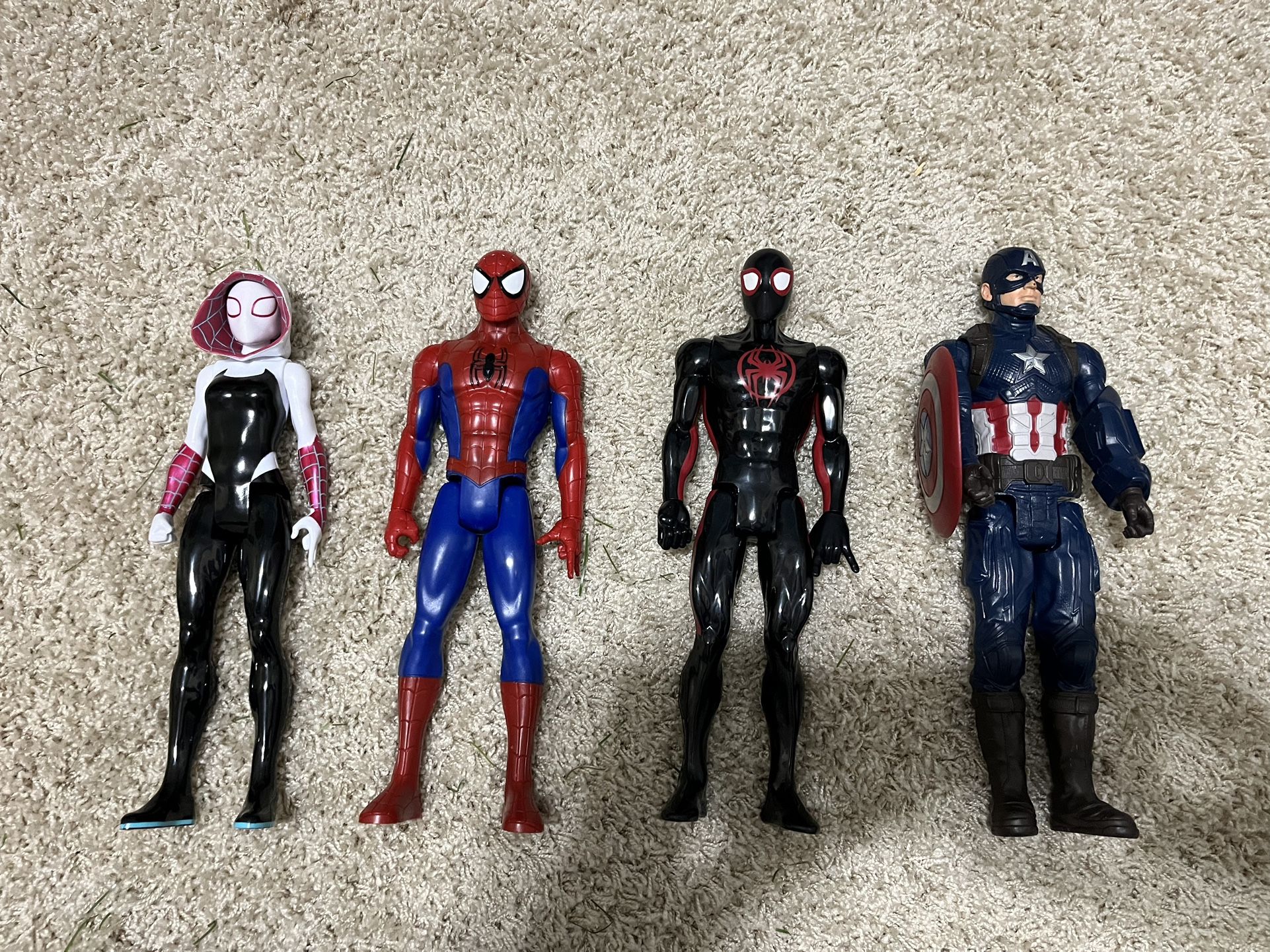 Spiderman. Captain America Figure Set