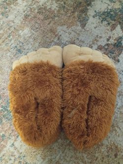 Bigfoot Monster Feet Novelty Slippers