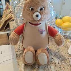 Original 1985 TEDDY RUXPFIN (EXCELLENT CONDITION)