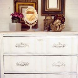 Bassett,  French Provincial Ventura Tall Boy Dresser