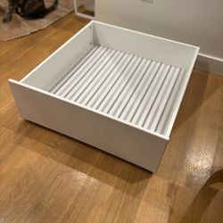 White Under Bed Drawer With Wheels- Great Condition