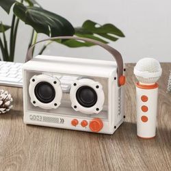 Punk Style Portable Bluetooth Speaker Karaoke Speaker System with Wireless Microphone and Dual Speakers (White)