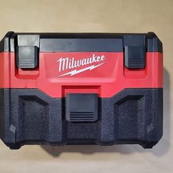 Milwaukee M18 Shop Vac 