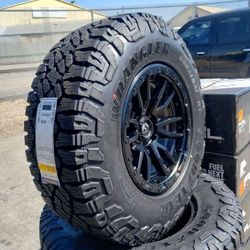 Silverado Wheels Fuel Rebel 17x9 And Tires 285 70R17 Goodyear Wrangler Duratrac RT New 👌 