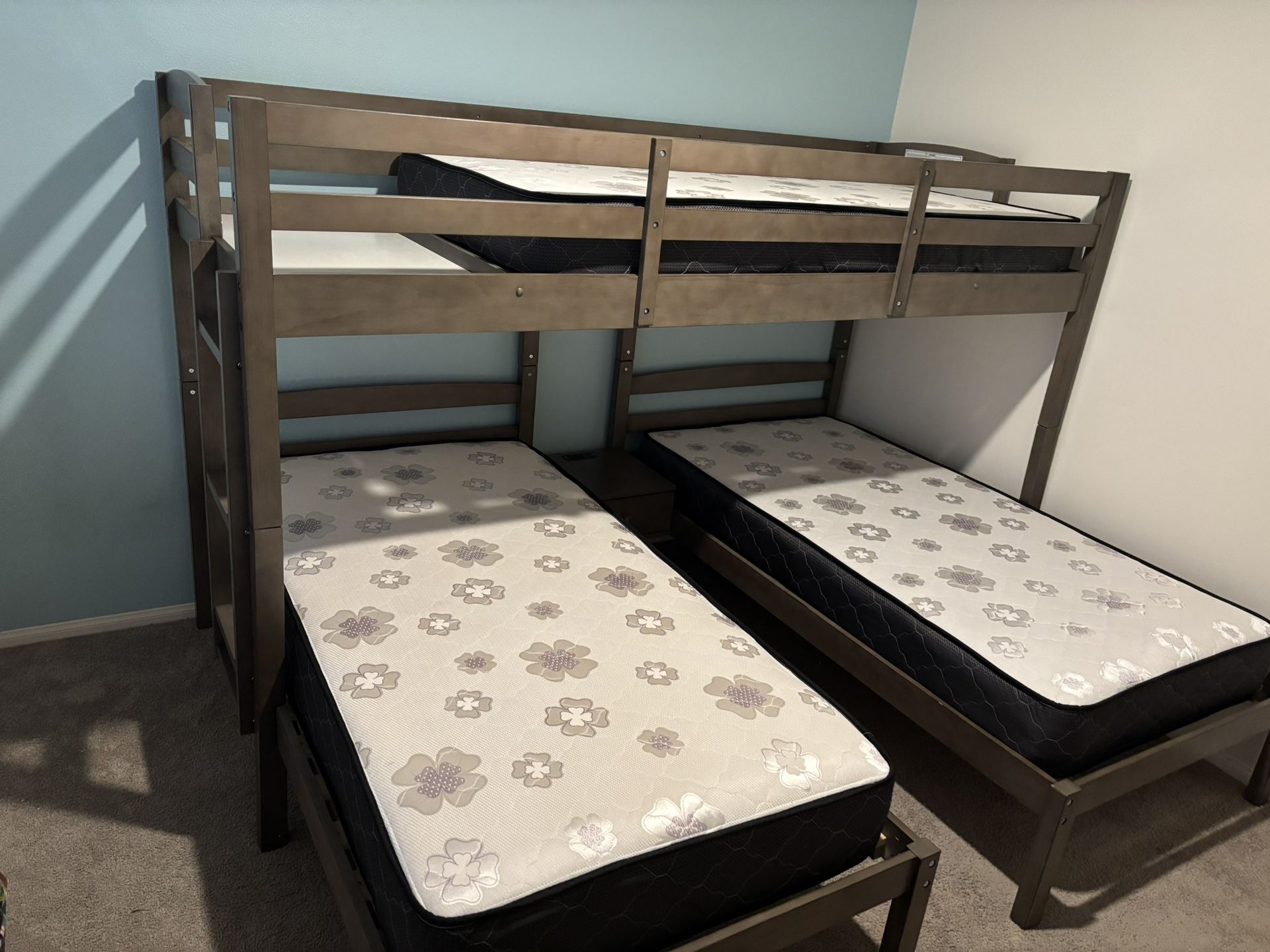 Triple Bunk Bed Frame With Mattresses