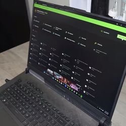 ASUS ROG Strix Scar 18 – RTX 4090, i9-14900HX, 64GB RAM, 3TB 990 Pro SSDs