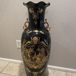 Large Chinese Floor Vase Black With Gold Design 3 ft High Vintage