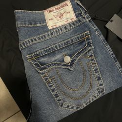 Mens Geno True Religion $40 FIRM NO TRADES
