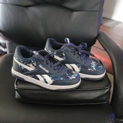 Reebok Heelys Size 8